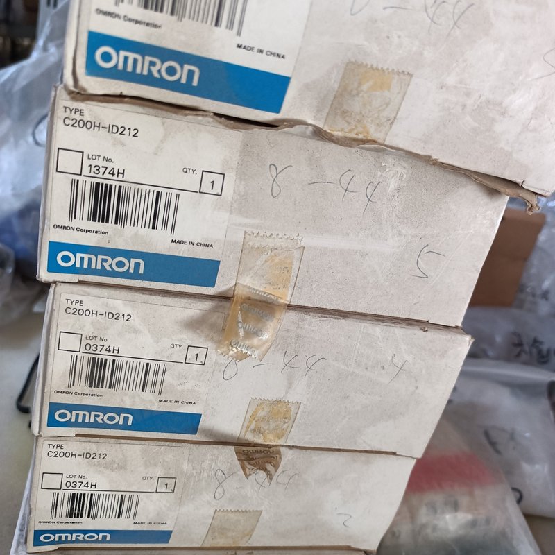 议价OMRON欧姆龙C200H-ID212输入模块，全新未用5个维修