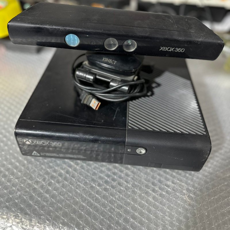 议价Xbox 360 E主机 带Kinect体感，主机型号维修