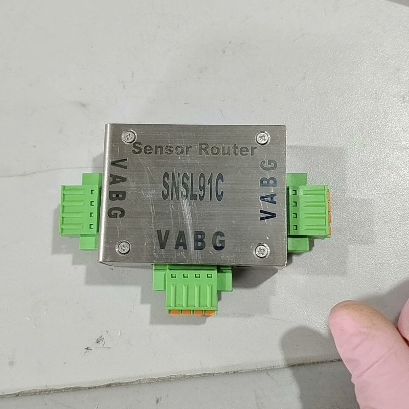 VABG 传感器/路由器 ，二手件成色如图，数量一个，现货实