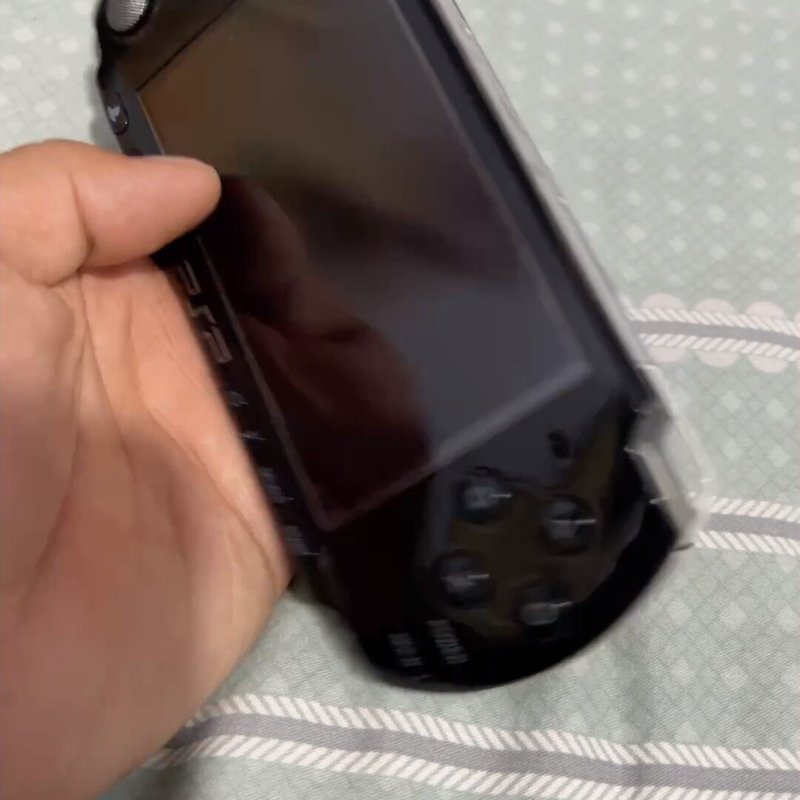 议价PSP3000 黑色 85新 有色彩空间维修