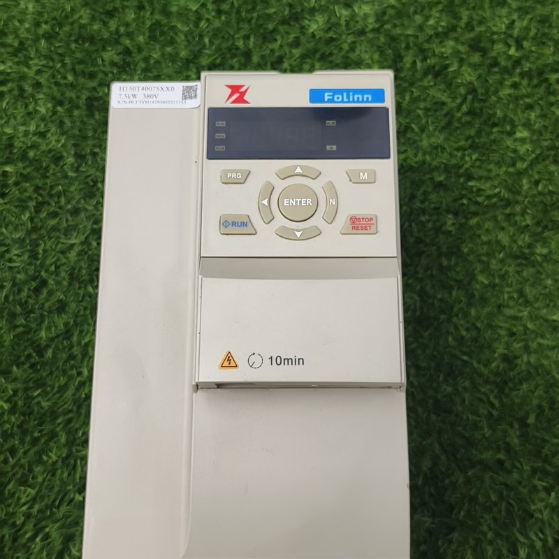 议价7.5KW空压机变频器维修
