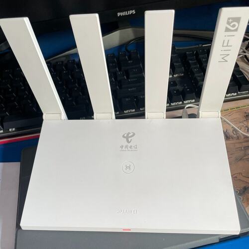 华为TC7102 3000Mbps无线路由器，正常使用闲置了
