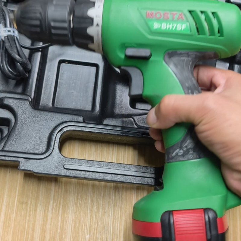 议价MOSTA妙达BH7SF充电电钻,7.2V 1.5AH镍镉电维修