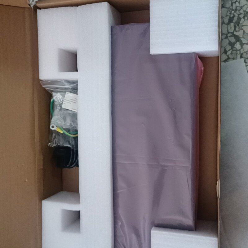 华为数通智选交换机，全新带包装盒，图片都是，便宜处理，签