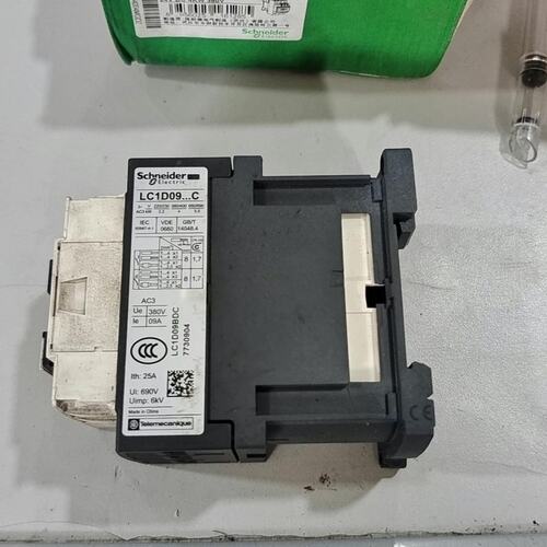 议价，原装现货LC1D09DC 施耐德交流接触器，24V DC，维修