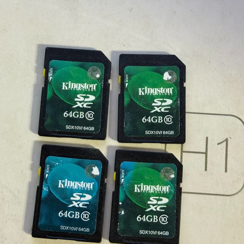 议价车载录像机拆下的,金士顿SDXC卡 64GB Class10维修