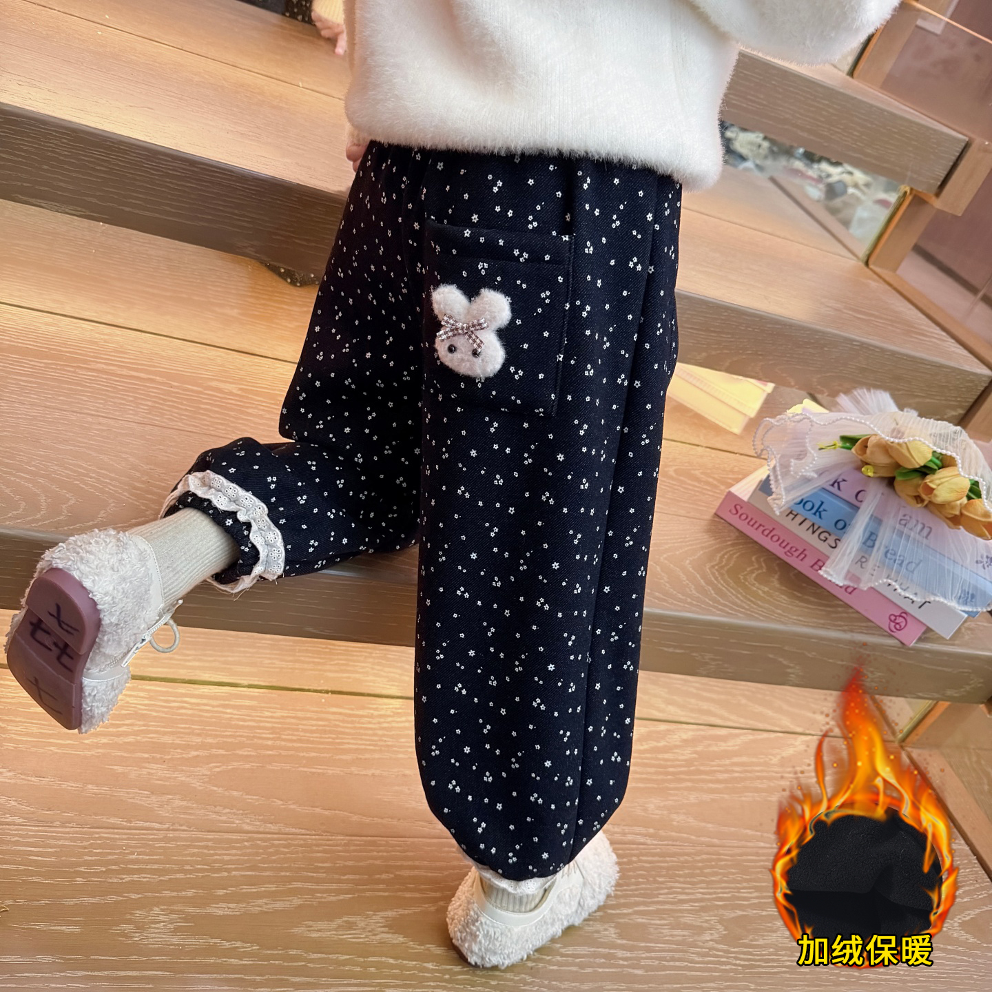 女童秋冬款加绒加厚裤子2025新款儿童女宝宝森系碎花一体绒休闲裤