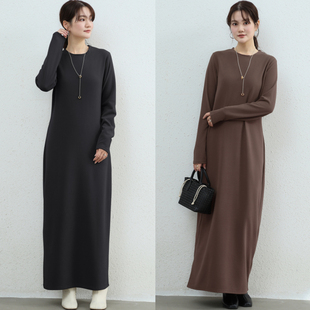 秋冬日系外穿长裙高级感长袖薄绒保暖连衣裙女纯色过膝长款打底裙
