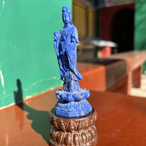 天然青金石原矿圣观音实木底座