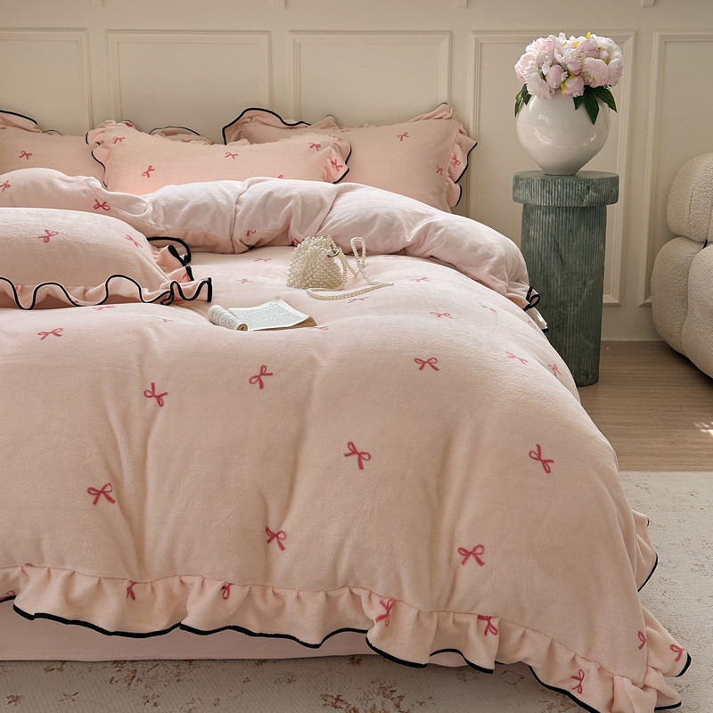 入秋新款加厚保暖牛奶绒花边四件套可爱蝴蝶结双面绒被套柔软床单,床上用品,床品套件/四件套/多件套,淘宝优惠券,粉丝福利购,淘宝优惠卷