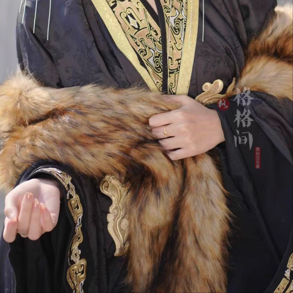 格格间原创【虞姬】毛绒披肩秋冬汉服女旗袍搭配仿毛保暖围巾斗篷