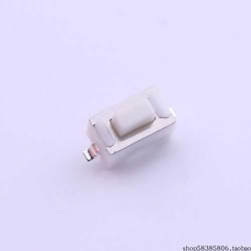 1TS002C-2600-5000-CT   贴片带柱轻触开关 PA66料 260±50gf