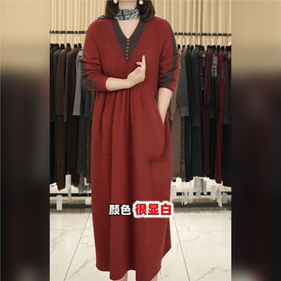玥玥羊A285胭脂红V领拼接设计款 复古 气质秋冬轻奢针织连衣裙时尚