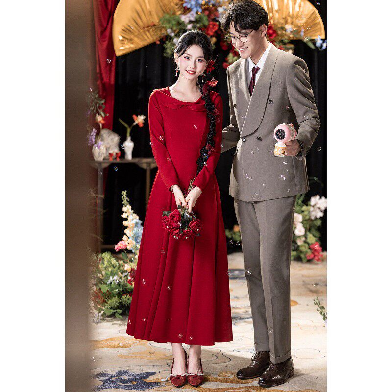 红色晚礼服2026新款秋冬季结婚长袖订婚裙平时可穿敬酒服新娘甜美