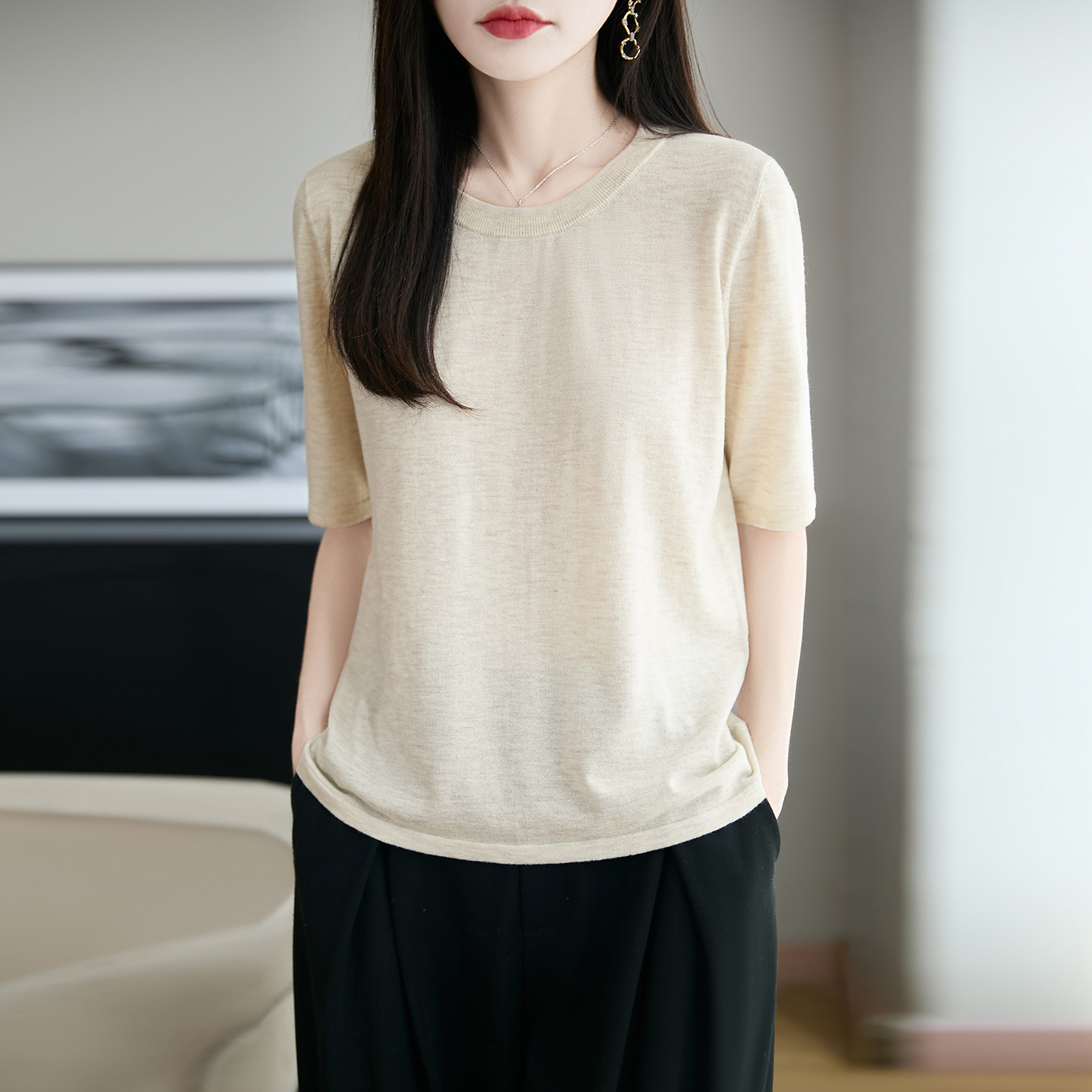 超细羊毛针织短袖t恤女薄款内搭图片