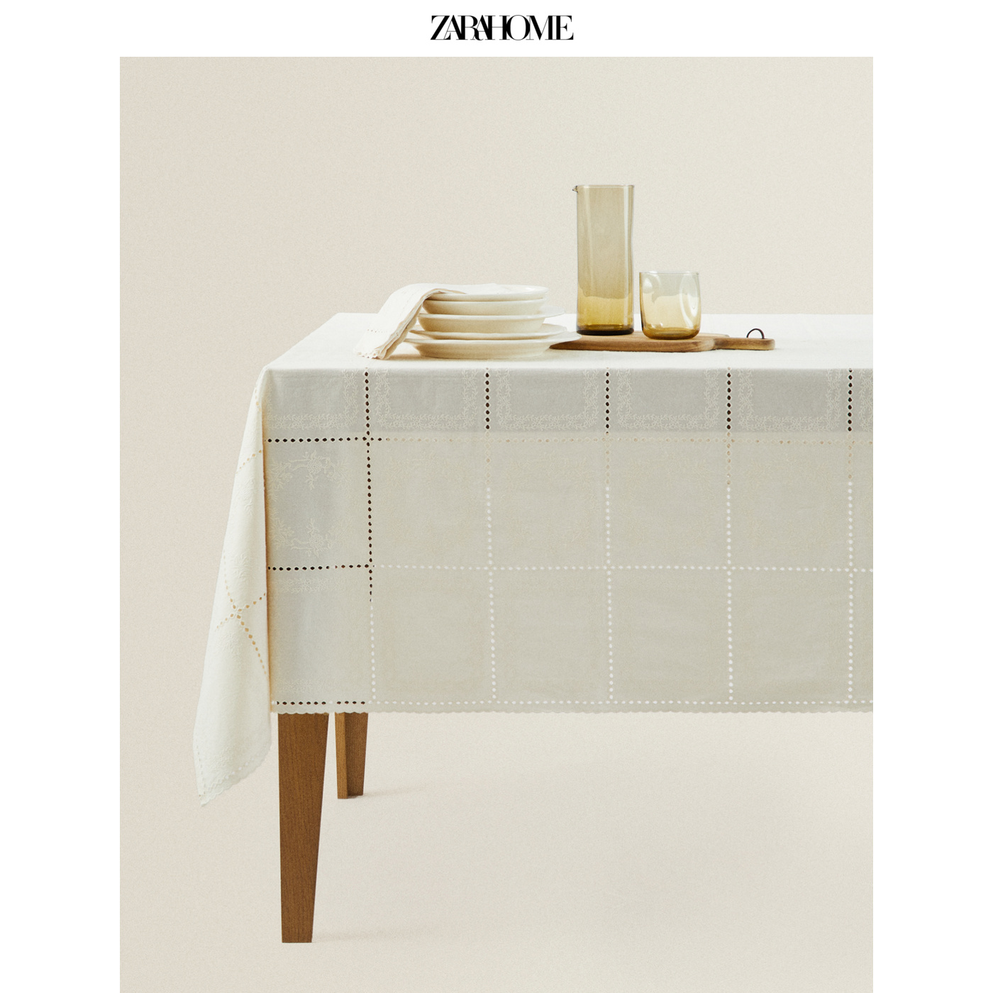 Zara Home 简约刺绣同色系格纹设计纯棉茶几餐桌桌布 452800