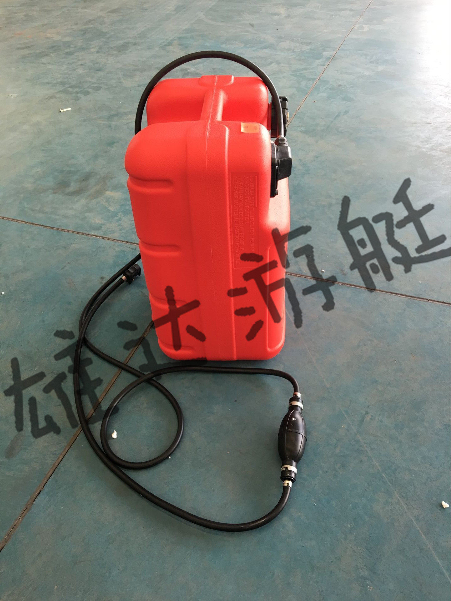 雅马哈船外机2/4冲程24L红色胶油箱 备用红油箱|ruв категории автомобиль/товаров/аксессуары/переоснащение, автозапчасти, транспортное средство, приложение, резервный бак - от Buy2taobao.com для оказания профессиональной услуги покупки агента Taobao