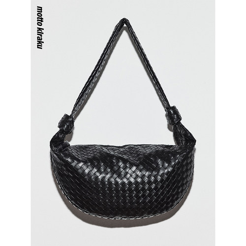 MottoKiraku黑色编织皮斜挎包