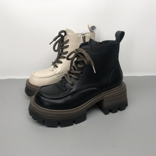 品牌潮真皮女靴时尚休闲马丁靴