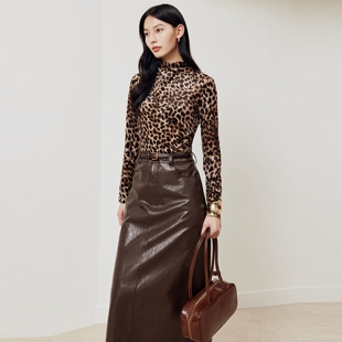 firststation时尚高领豹纹不规则下摆打底衫上衣女25冬新款5520A