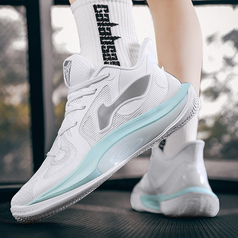 摩擦会响音速11男詹姆斯低帮气垫?丝减震防滑耐磨科比实战篮球鞋