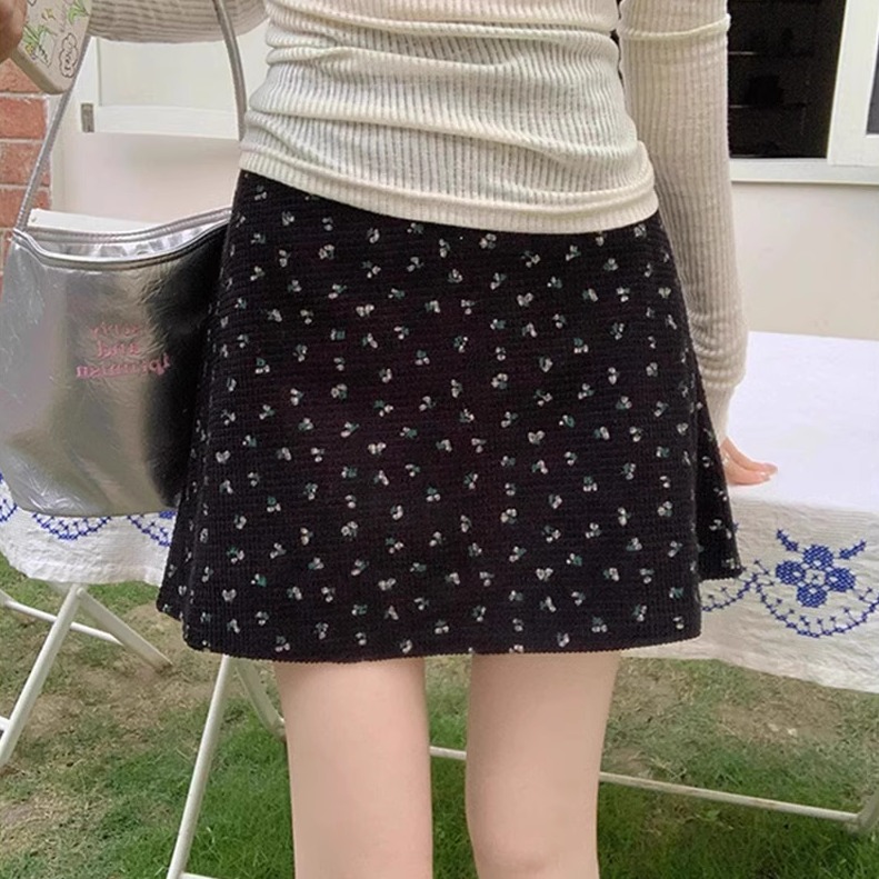 韩版甜美小众复古小碎花半身裙女2024新款内衬a字高腰显瘦短裙子