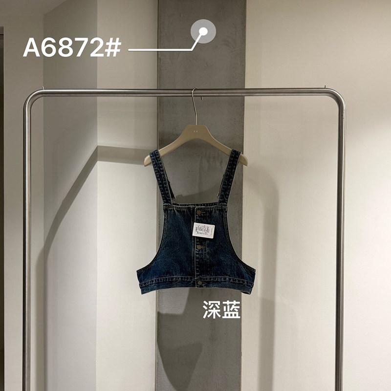 becabeau奢佑6872牛仔吊带马甲女外穿百搭显瘦纽扣短款背心2026秋图片