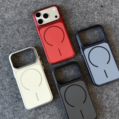 马年纯色简约电镀超薄磁吸手机壳