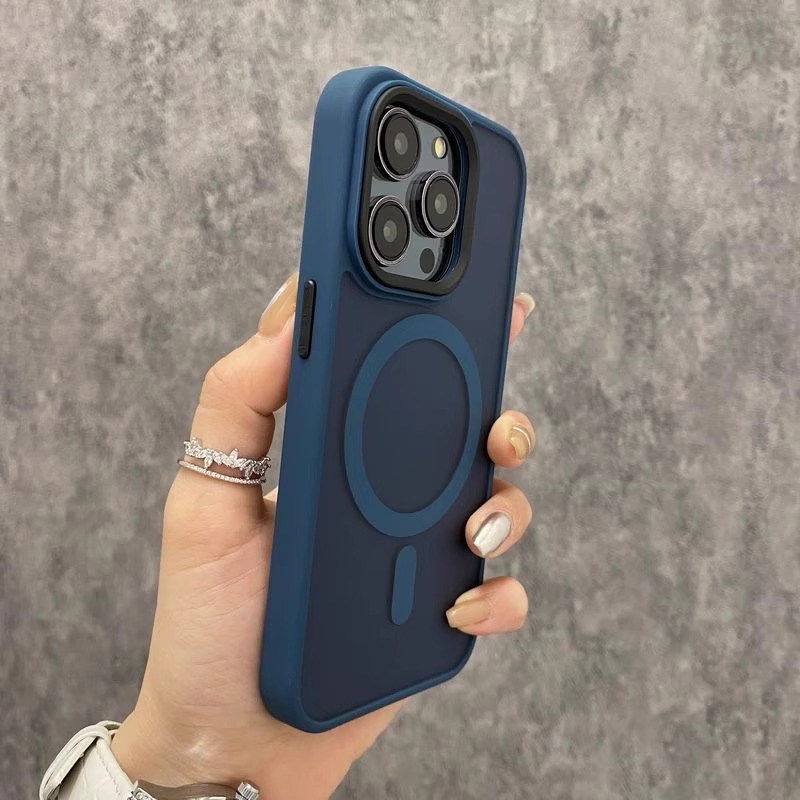 肤感磨砂磁吸防指纹手机壳