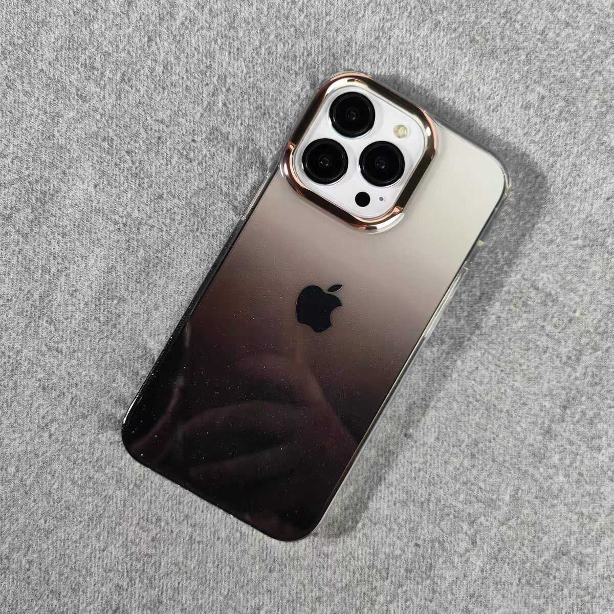 高级星空透黑苹果13手机壳iPhone13promax透明防摔壳12pro/11全包使用感如何?