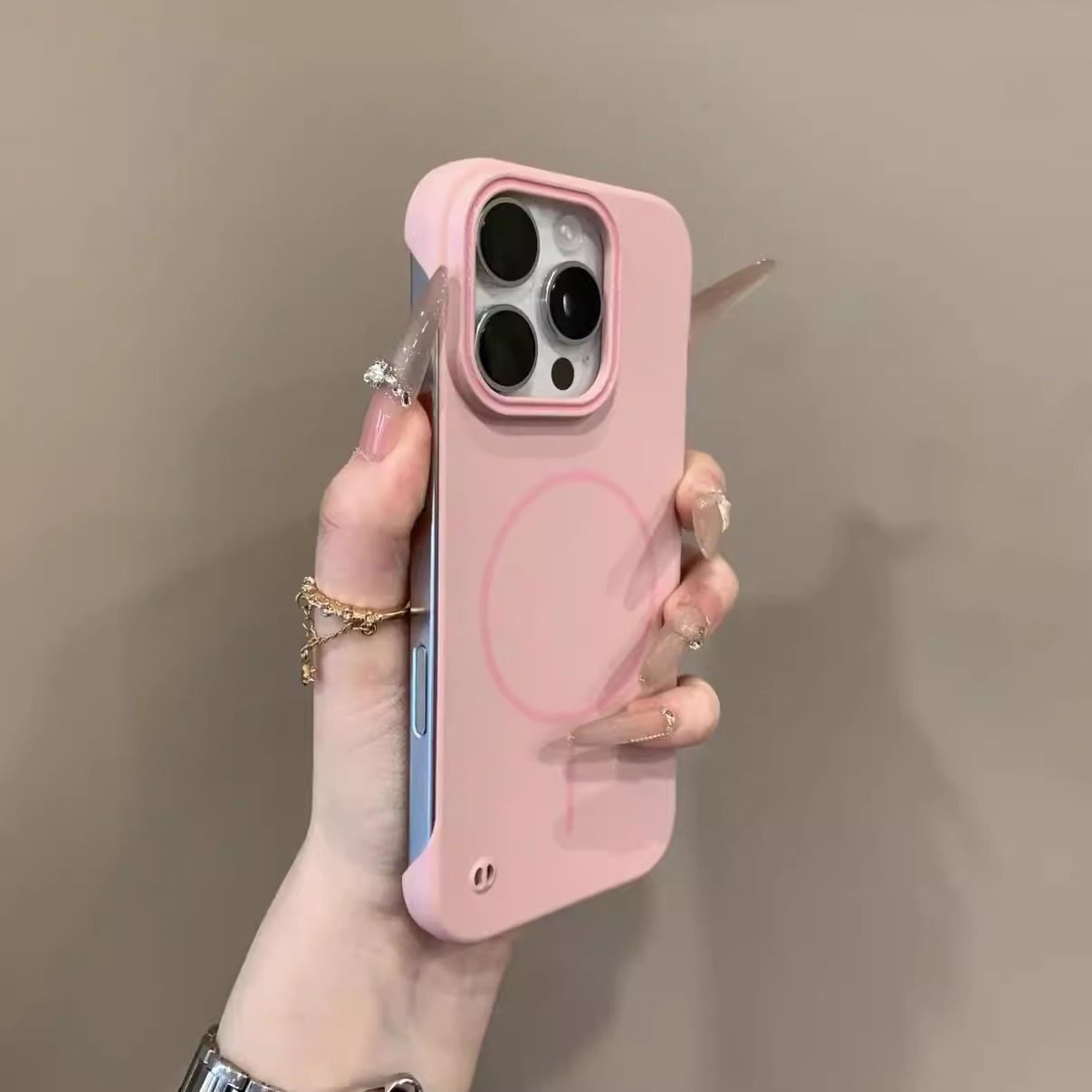 极简细圈磁吸无边框散热新款iPhone16promax手机壳适用苹果15纯色肤感磨砂14超薄13pm防摔15plus半包12硬壳