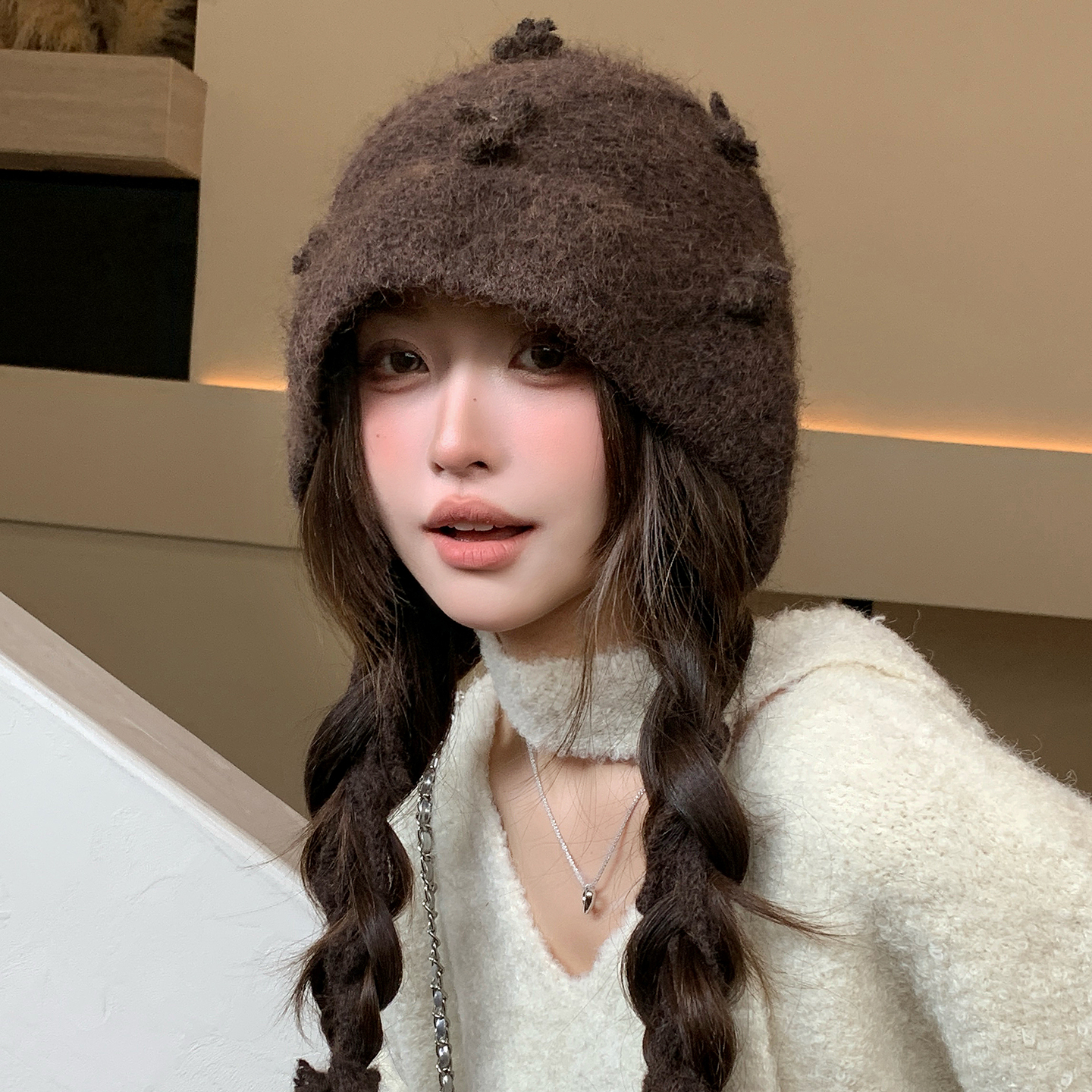 灵允套头帽出游休闲女冬厂家直销