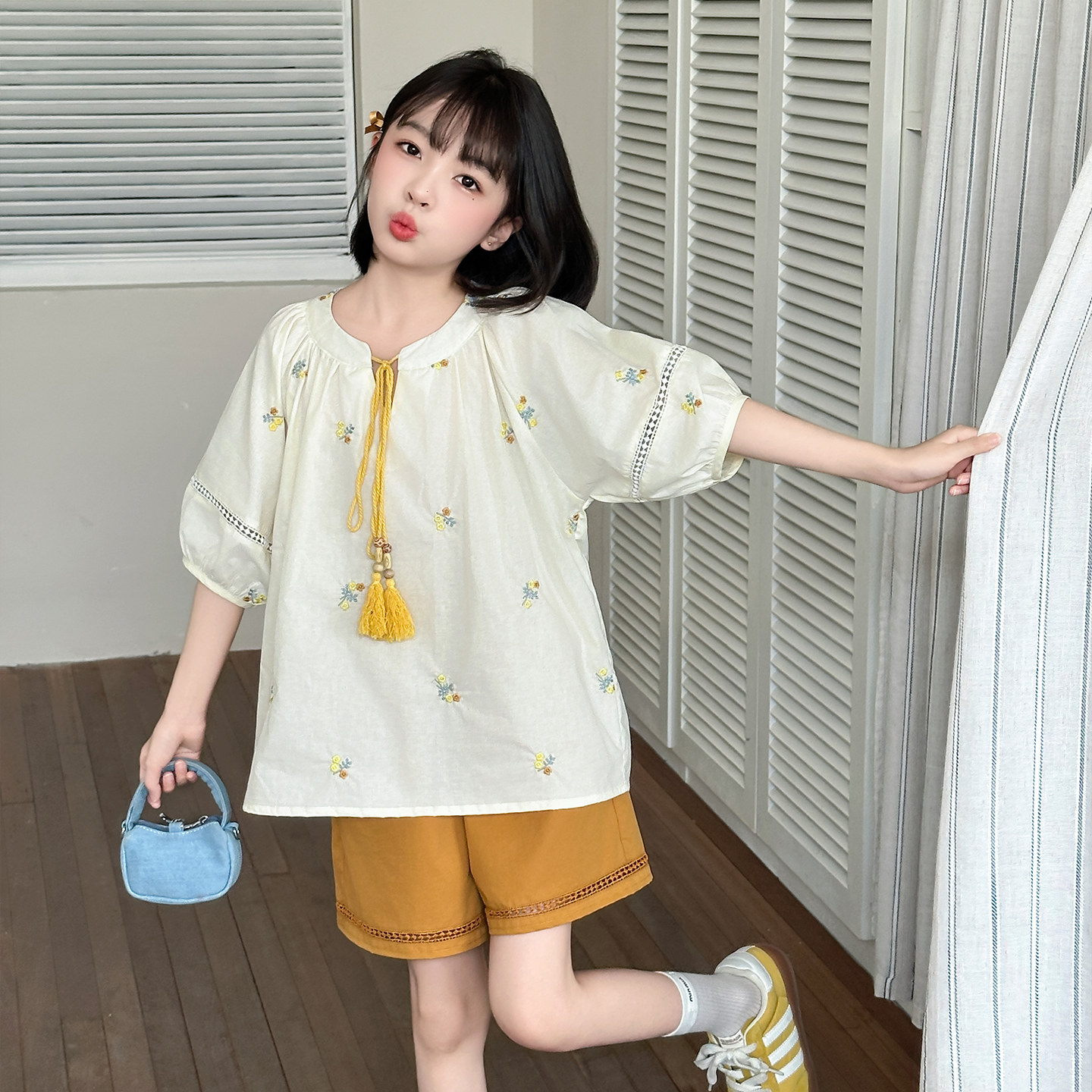 女童夏装套装2026新款儿童甜美薄款泡泡袖娃娃衫短裤两件套12岁13