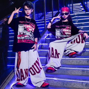 嘻哈街舞潮服男童套装帅气hiphop宽松T恤女童短袖儿童爵士舞服装