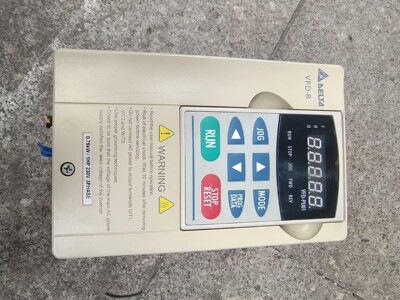 台达变频器，VFD007B23A，拆机功能包好，成色如图，售