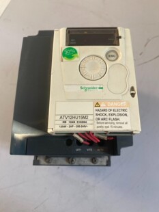 施耐德 ATV12HU15M2  功能完好