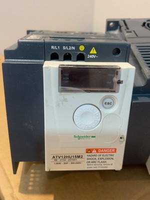 施耐德拆机变频器ATV12HU15M2 处理