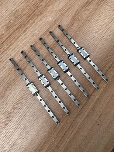 STE9L不锈钢直线导轨，上银MGN9H跟这个是同尺寸！