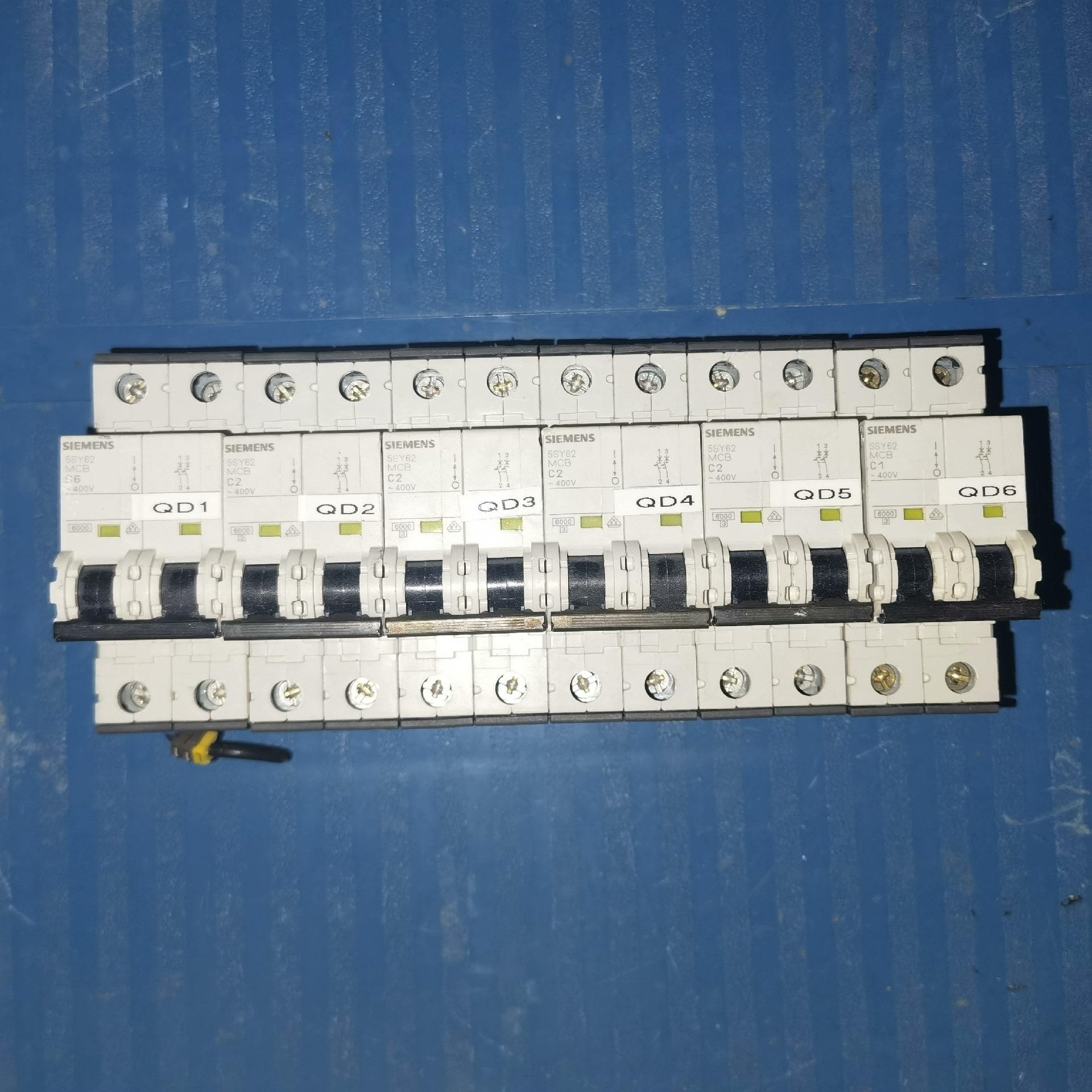 拆机原装西门子5SY62小型塑壳断路器   2P