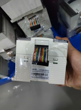 信捷PLC  XD-E16X16YR-C