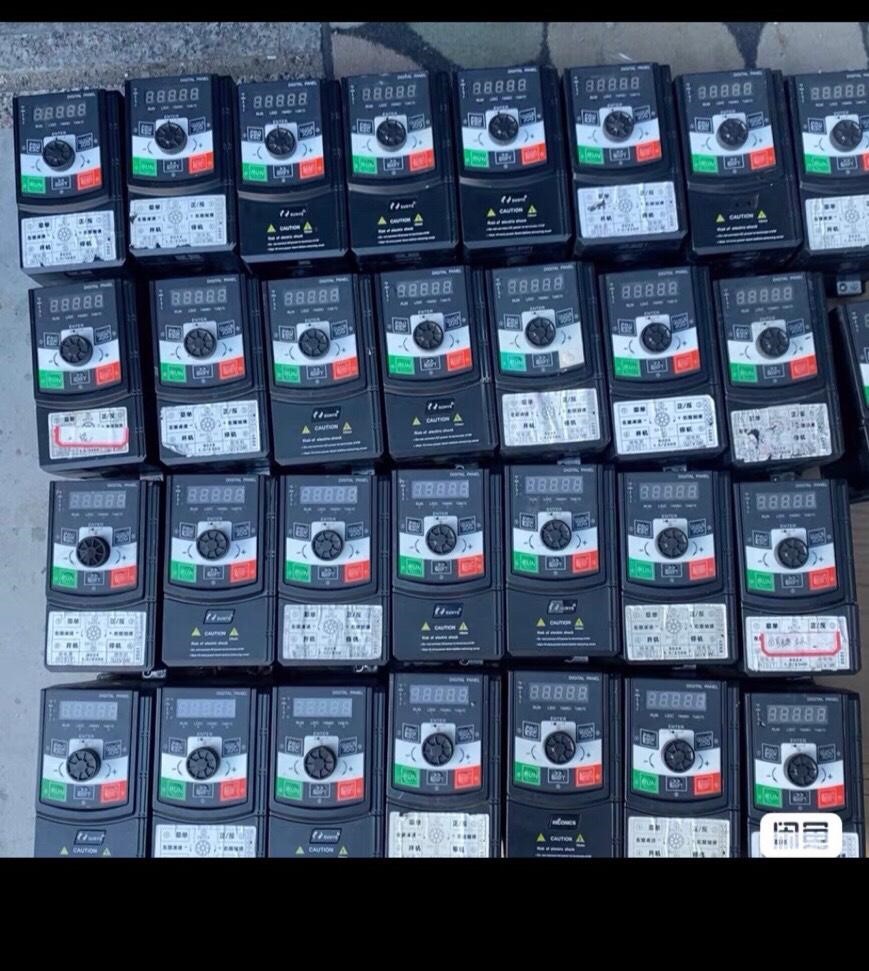 日业变频器CM530HS_B4T1R5GB/2R2RB_ZX