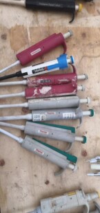 吉尔森移液枪。赛默飞移液枪，进口实验室用小仪器。不包功能，便