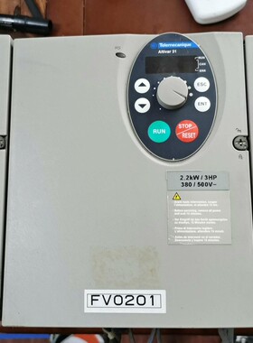 施耐德变频器ATV31HU22N4A  380V  2.2K