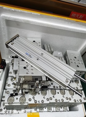 ISAIAH 以赛亚 TCL16X200-S 三杆气缸 拆机