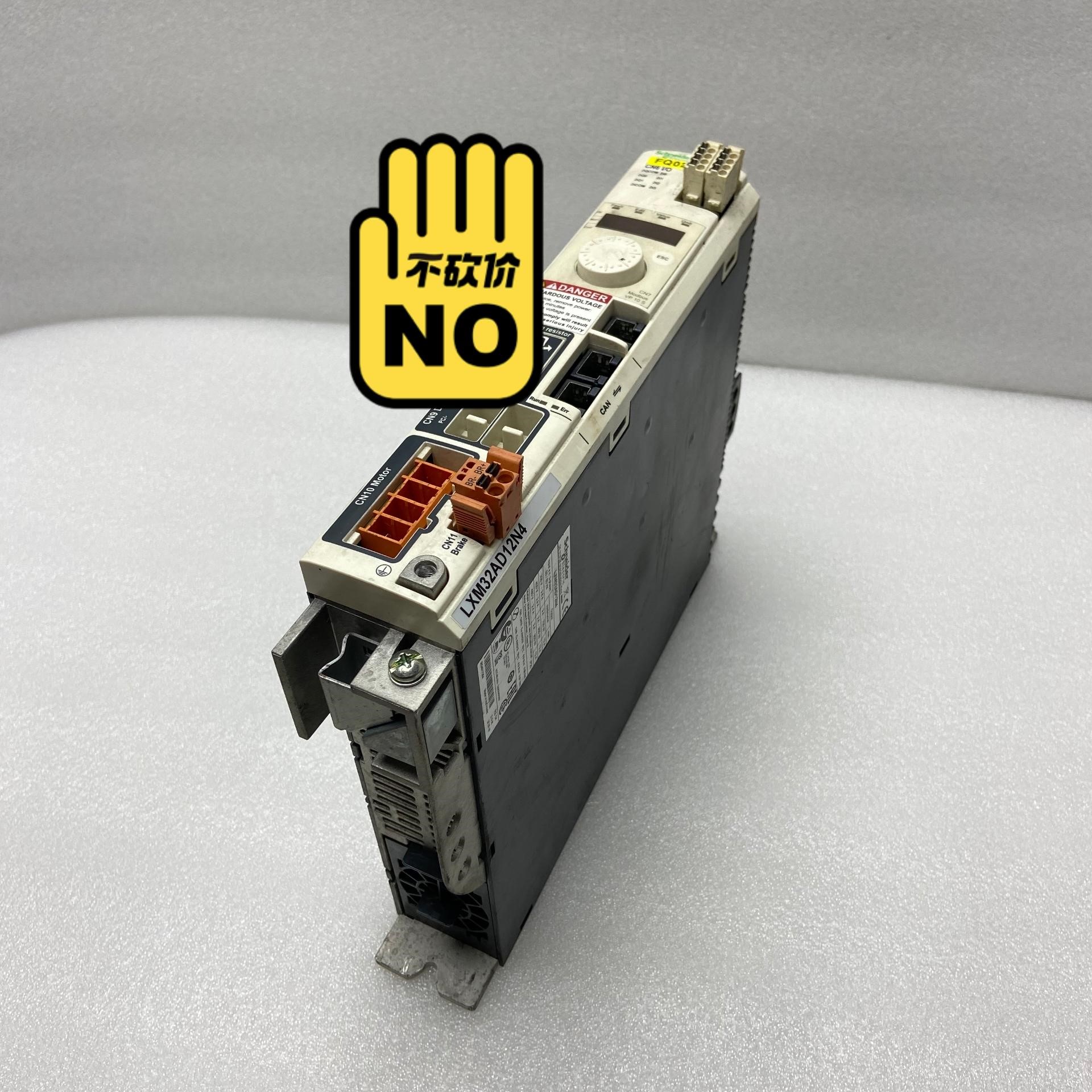 施耐德驱动器 LXM32AD12N4