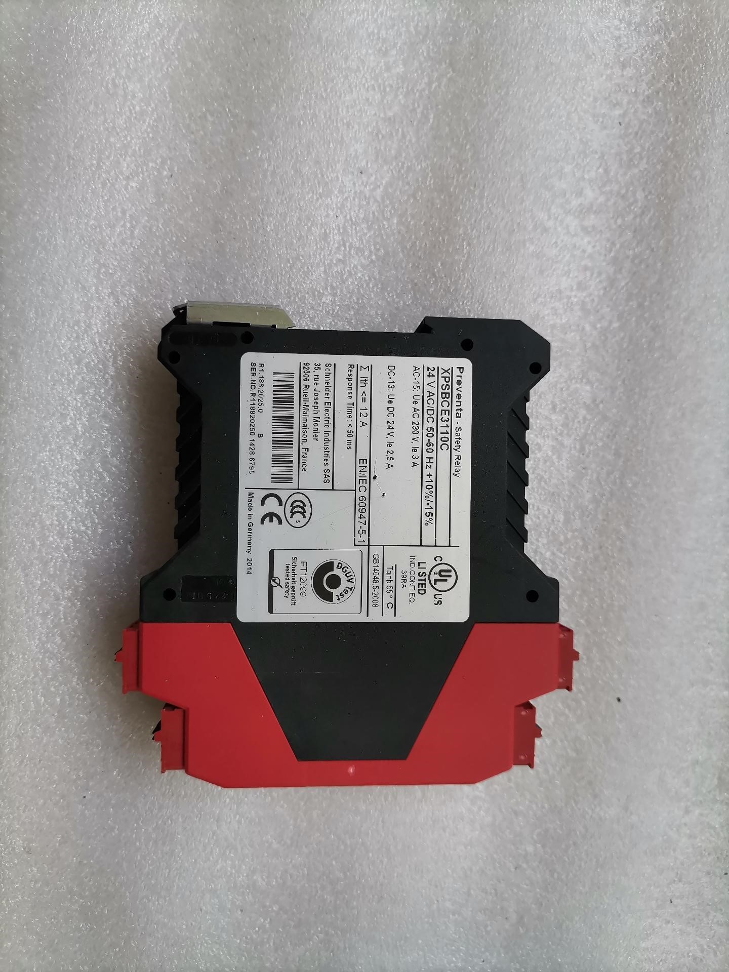 XPSBCE3110C，1台