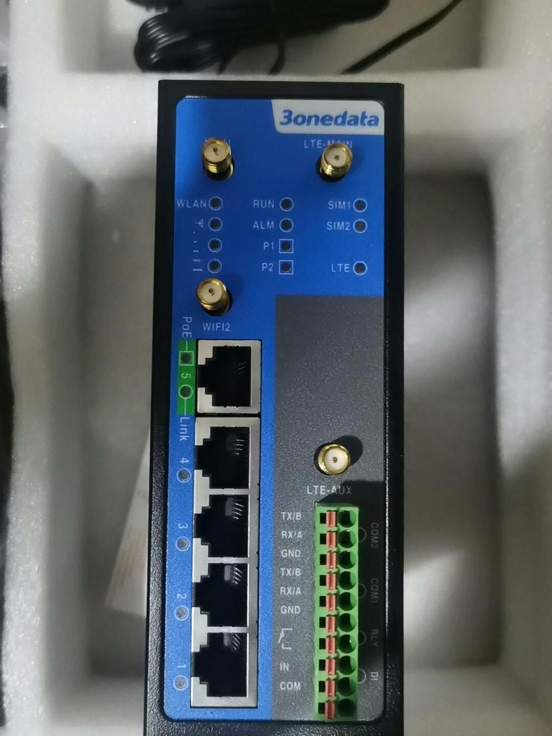 三旺IRT5300-AW-5T2D导轨卡式工业级4G无线WI