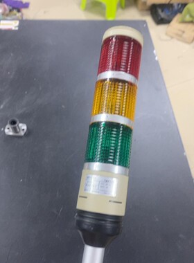 MENICS 三色报警灯PLPB-24-3  24V。实物拍