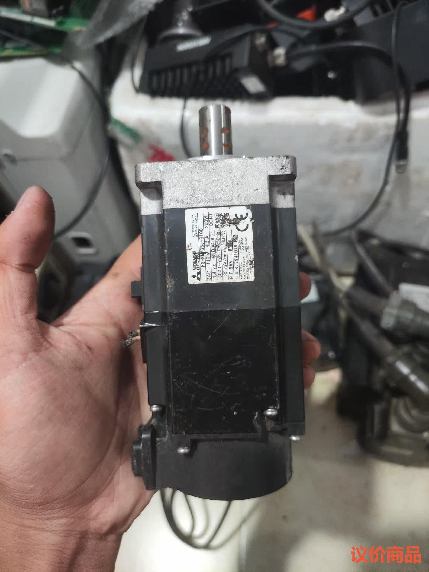 三菱伺服电机hg-kn23bj-s100，拆机包好，成色如图