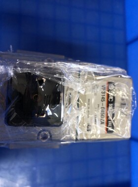 拆机设备进口货SMC气控电磁阀VP3145-045DZA实物